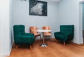 Trendy Hotel and Suites