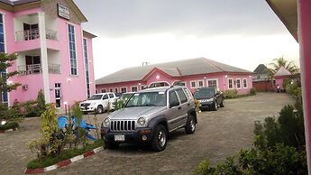 Ruthmour  Hotel and Treasure Suites