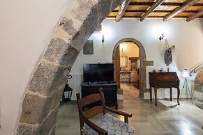 Villa Anta With 2 Bedrooms and 1 Bathrooms