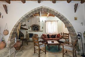 Villa Anta With 2 Bedrooms and 1 Bathrooms