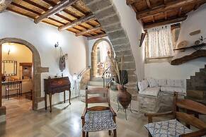 Villa Anta With 2 Bedrooms and 1 Bathrooms