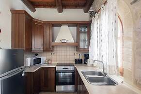 Villa Anta With 2 Bedrooms and 1 Bathrooms