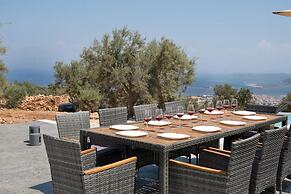 Villa Andria With 5 Bedrooms and 5 Bathrooms