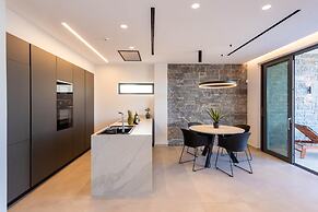 Aethra Deluxe Villa With Pool 700m From Beach