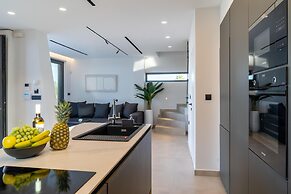 Aethra Deluxe Villa With Pool 700m From Beach