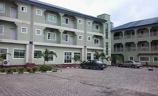 Udeme Hotels