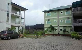 Udeme Hotels