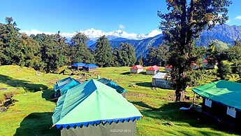 Chopta Hilltop Camps