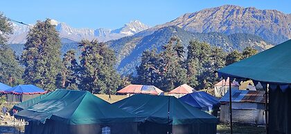 Chopta Hilltop Camps