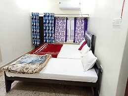 Hotel Dev Kashi