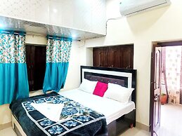 Hotel Dev Kashi