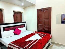Hotel Dev Kashi
