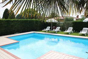 Ferienwohnung mit Terrasse und Pool