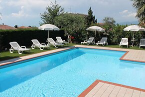 Ferienwohnung mit Terrasse und Pool