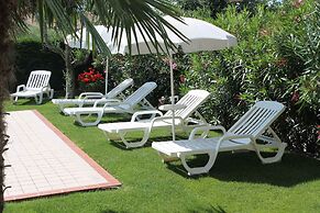 Ferienwohnung mit Terrasse und Pool