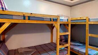 Transient House In Baguio, Near Burnham