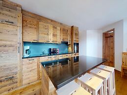 Apartment in Ski In Ski Out Location