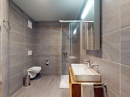 Apartment in Ski In Ski Out Location