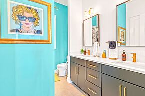 Speakeasy Rooftop Decks Hot Tub Karaoke