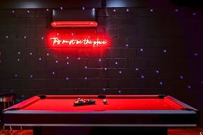 Speakeasy Rooftop Decks Hot Tub Karaoke