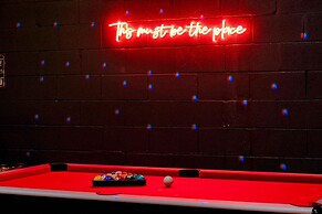 Speakeasy Rooftop Decks Hot Tub Karaoke