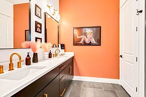 Speakeasy Rooftop Decks Hot Tub Karaoke