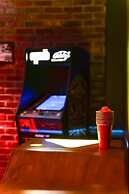 Speakeasy Rooftop Decks Hot Tub Karaoke