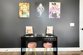 Speakeasy Rooftop Decks Hot Tub Karaoke