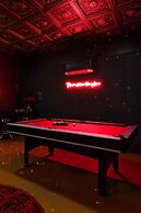 Speakeasy Rooftop Decks Hot Tub Karaoke