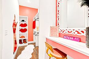 Speakeasy Rooftop Decks Hot Tub Karaoke