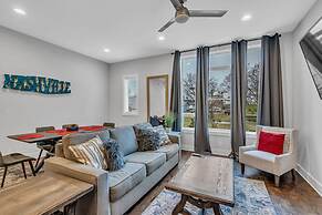 Luxury Townhome With Rooftop Deck Skyline Views