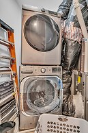 Luxury Townhome With Rooftop Deck Skyline Views