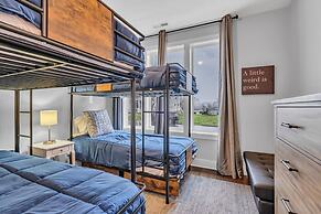 Luxury Townhome With Rooftop Deck Skyline Views