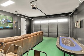 New Hot Tub Rooftop Decks City Views Poker