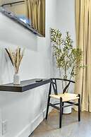 New Hot Tub Rooftop Decks City Views Poker