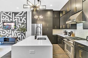 New Hot Tub Rooftop Decks City Views Poker