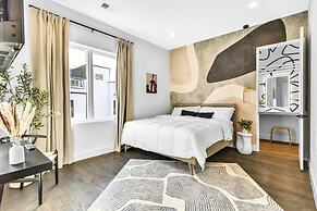 New Hot Tub Rooftop Decks City Views Poker