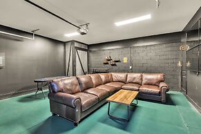 New Hot Tub Rooftop Decks City Views Poker