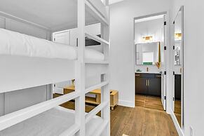 New Hot Tub Rooftop Decks City Views Poker