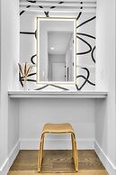 New Hot Tub Rooftop Decks City Views Poker