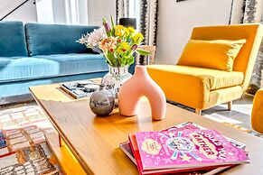 Taylor Swift Themed Rooftops Hot Tub Views