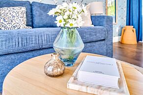 Taylor Swift Themed Rooftops Hot Tub Views