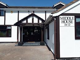 Middle House Bed and Breakfast