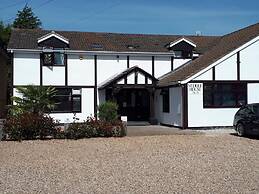 Middle House Bed and Breakfast