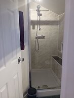 Middle House Bed and Breakfast