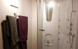 Middle House Bed and Breakfast