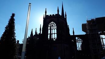 Middle House Bed and Breakfast