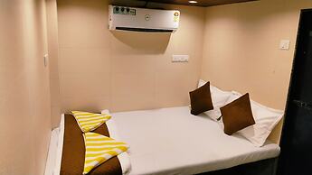 Nadim Tiger Residency