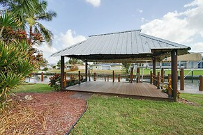 < 1 Mi to Beach: Canal-front Cape Coral Escape!