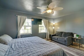 < 1 Mi to Beach: Canal-front Cape Coral Escape!